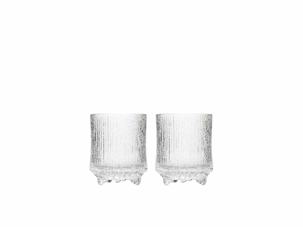 Lítið vatnsglas úr Ultima Thule línu Iittala.