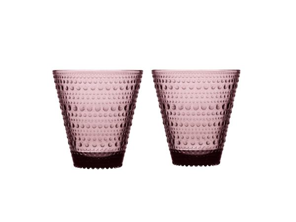 Fjólubleik vatnsglös úr Kastehelmi línunni frá Iittala.