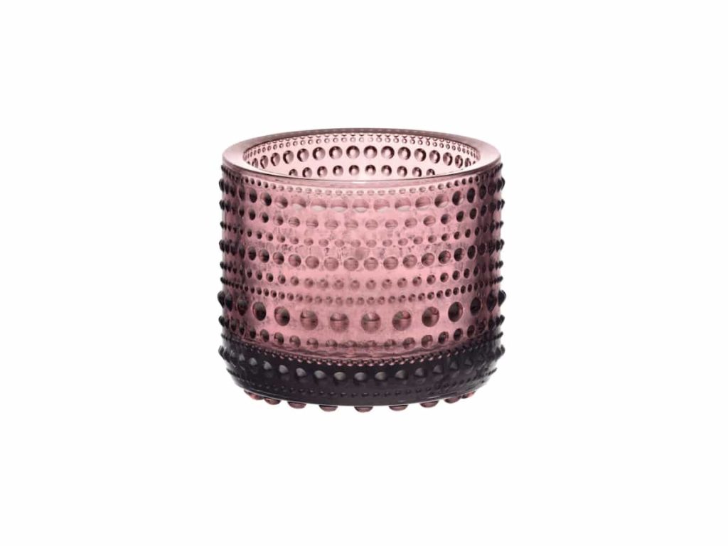 Fjólubleikur kertastjaki frá Iittala.