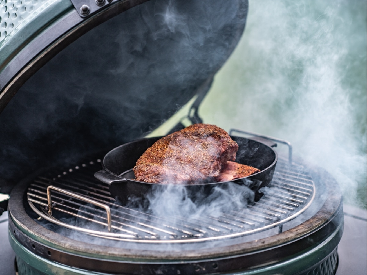 Big Green Egg - Pottjárnspanna Lítil - Image 3
